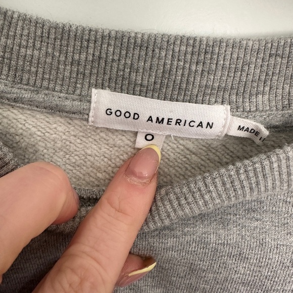 Good American Zodiak Cancer Sign Crew Neck 🦀♋️ - Picture 3 of 4